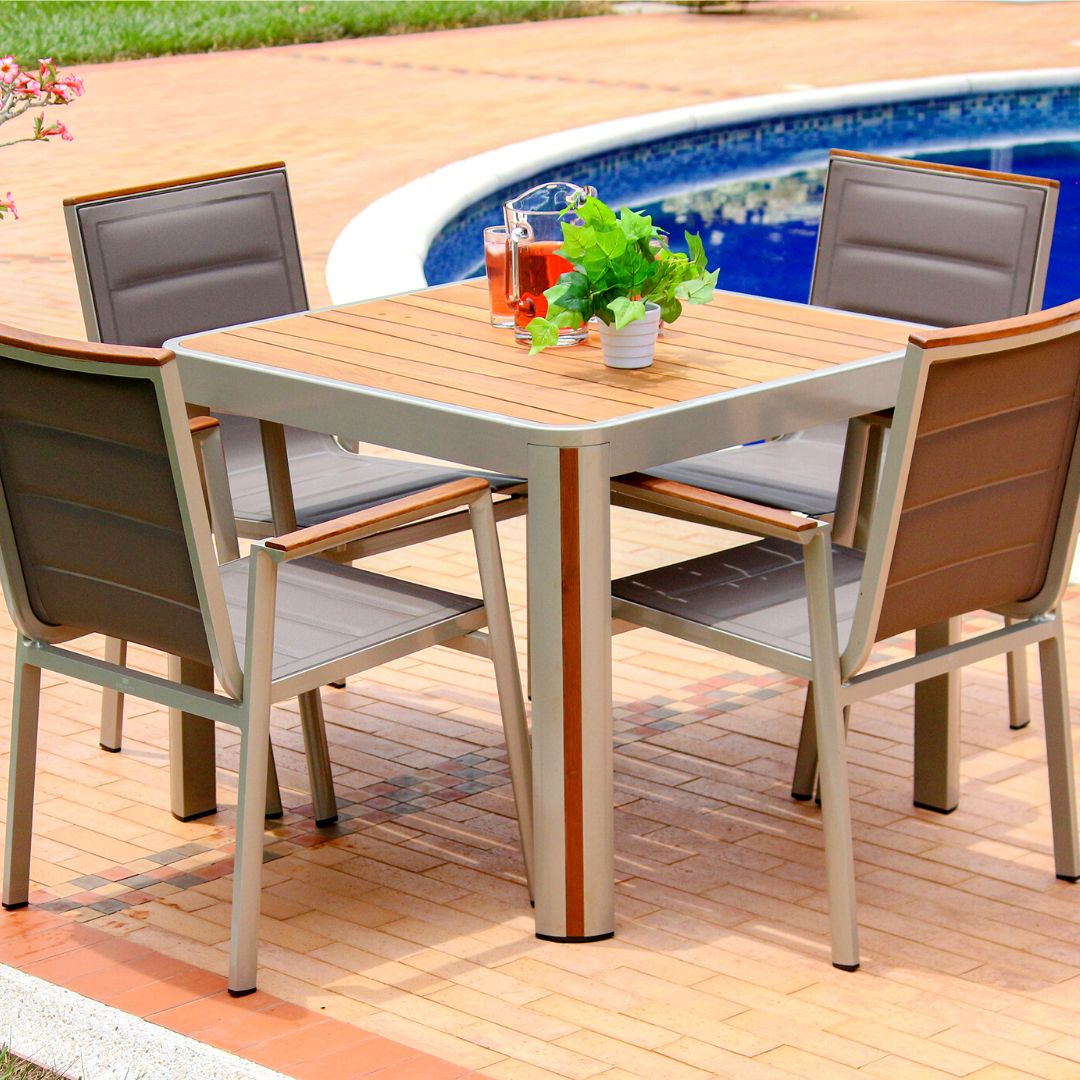Comedor cedar